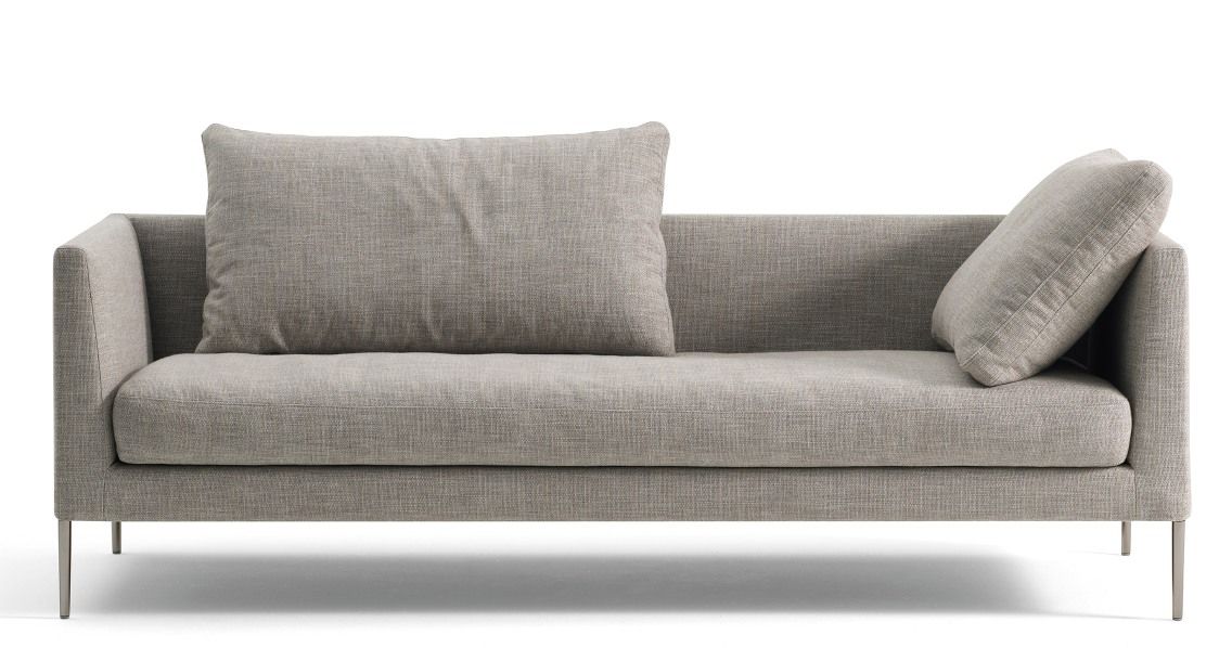 Helles Pilotis Sofa von Cor ohne Rückenkissen mit zwei losen Kissen, modernes Wohnzimmermöbel.
