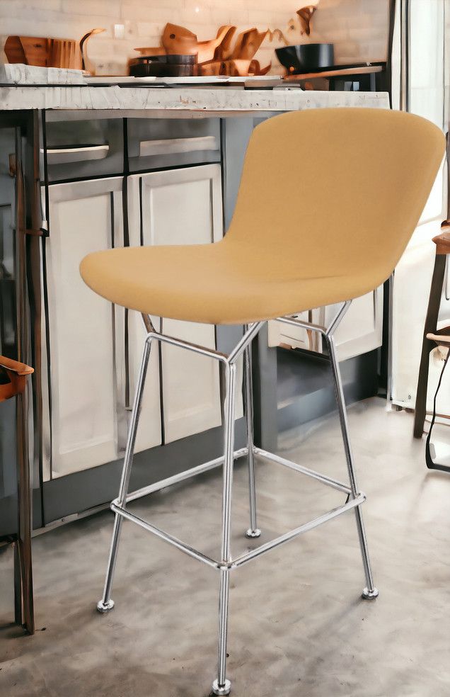 Bertoia Barhocker in Thekenhöhe mit Kernlederbezug und verchromtem Gestell von Knoll International.