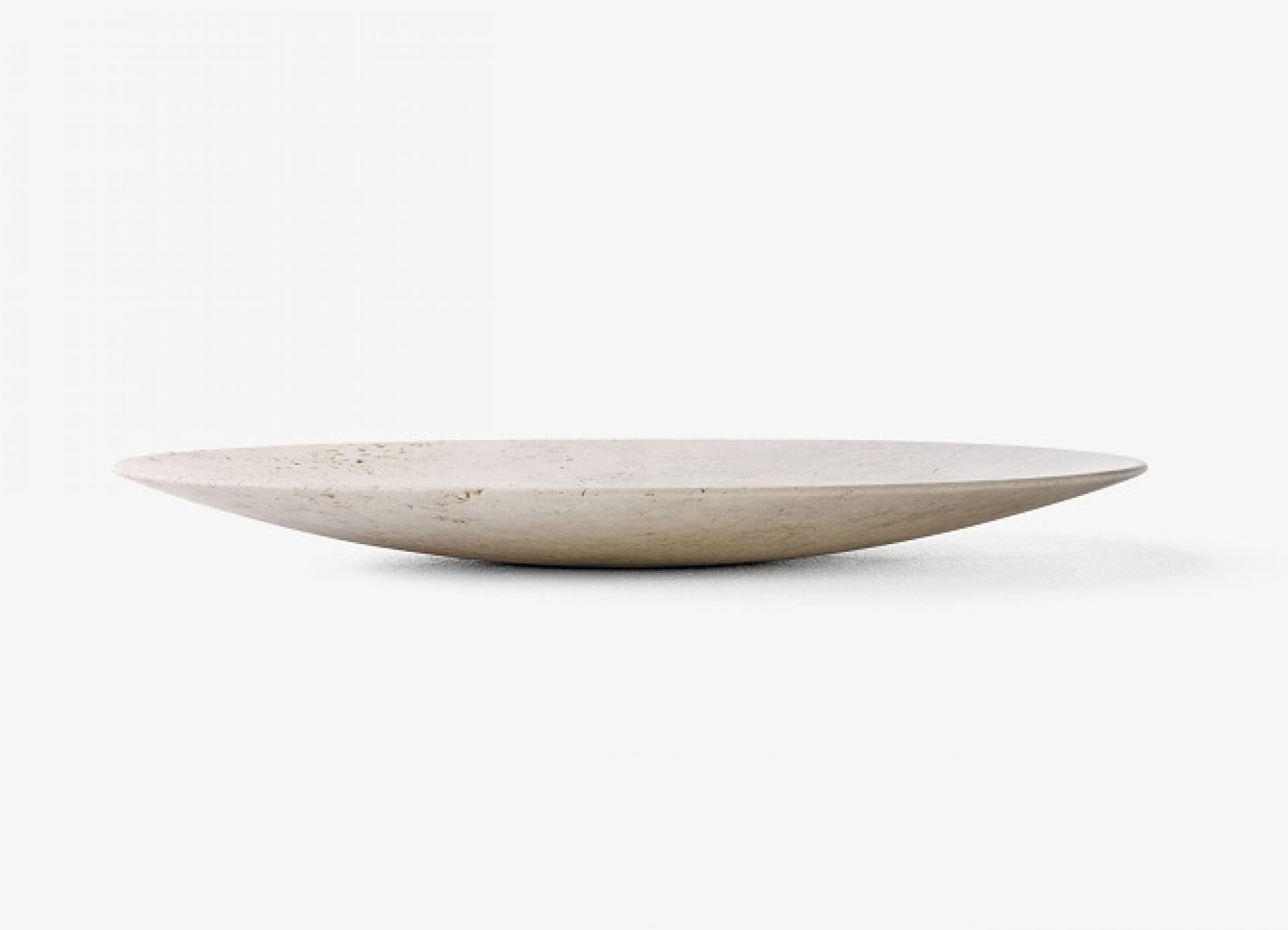 Collect Plate SC55: Elegante AndTradition Schale aus Travertin, ideal als Deko-Element.