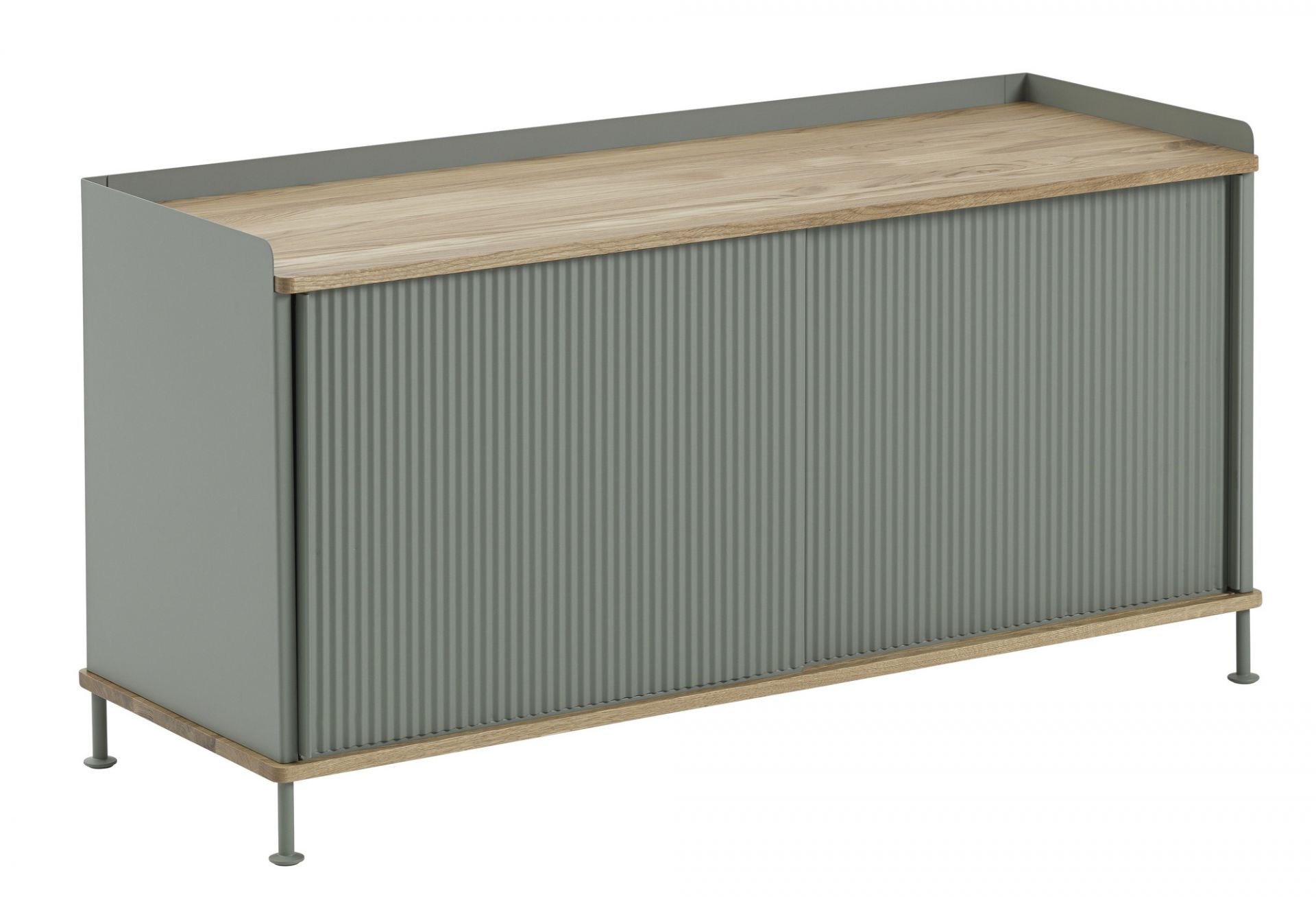 Muuto Enfold Sideboard Low, graues Lowboard mit Holzplatte und geriffelten Schiebetüren für modernes Wohnzimmer.