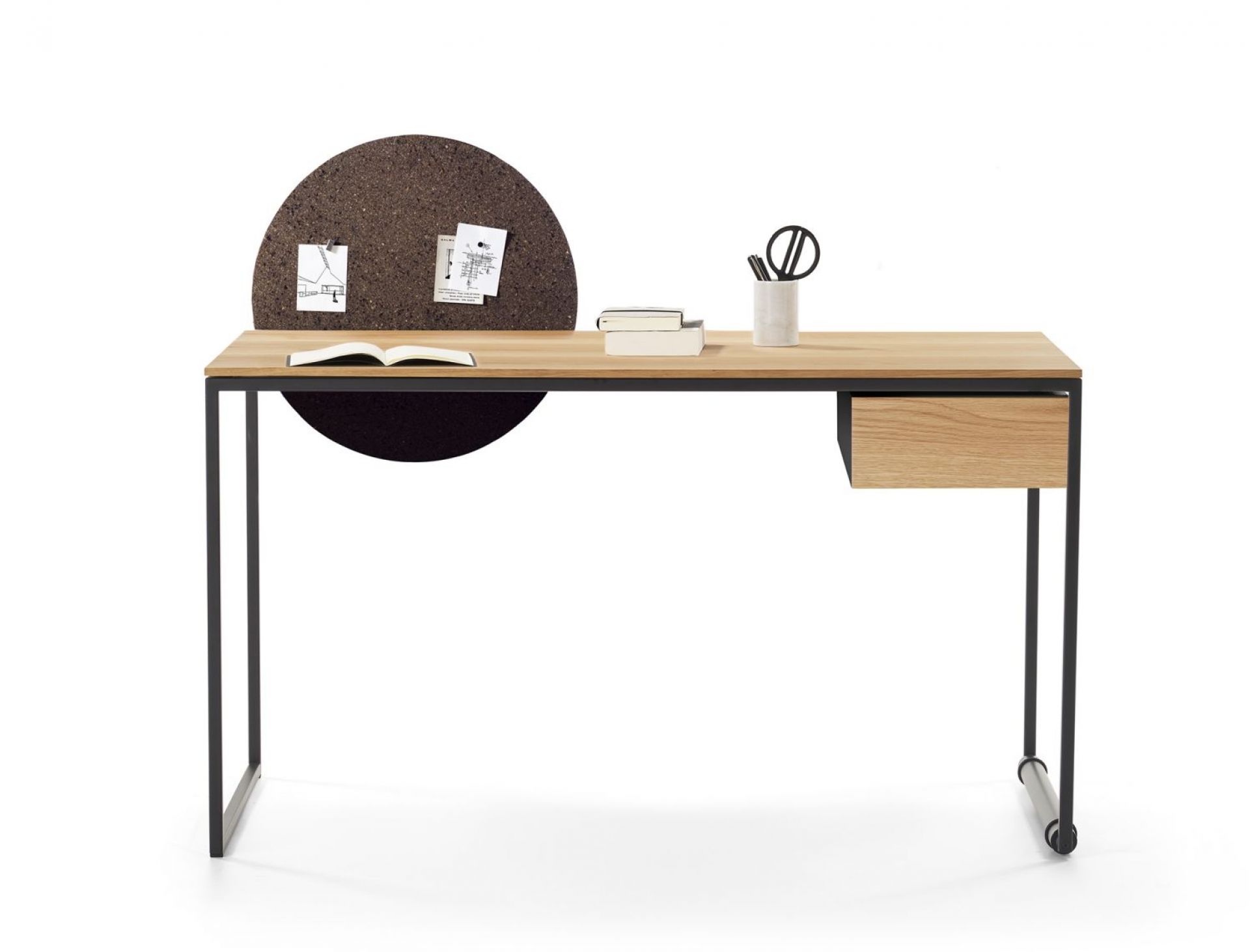 Macis-bureau met lade, verlengstukken en prikbord, eikenhout, Opinion Ciatti