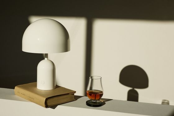 Bell draagbare LED-tafellamp / acculamp / tafellamp van Tom Dixon