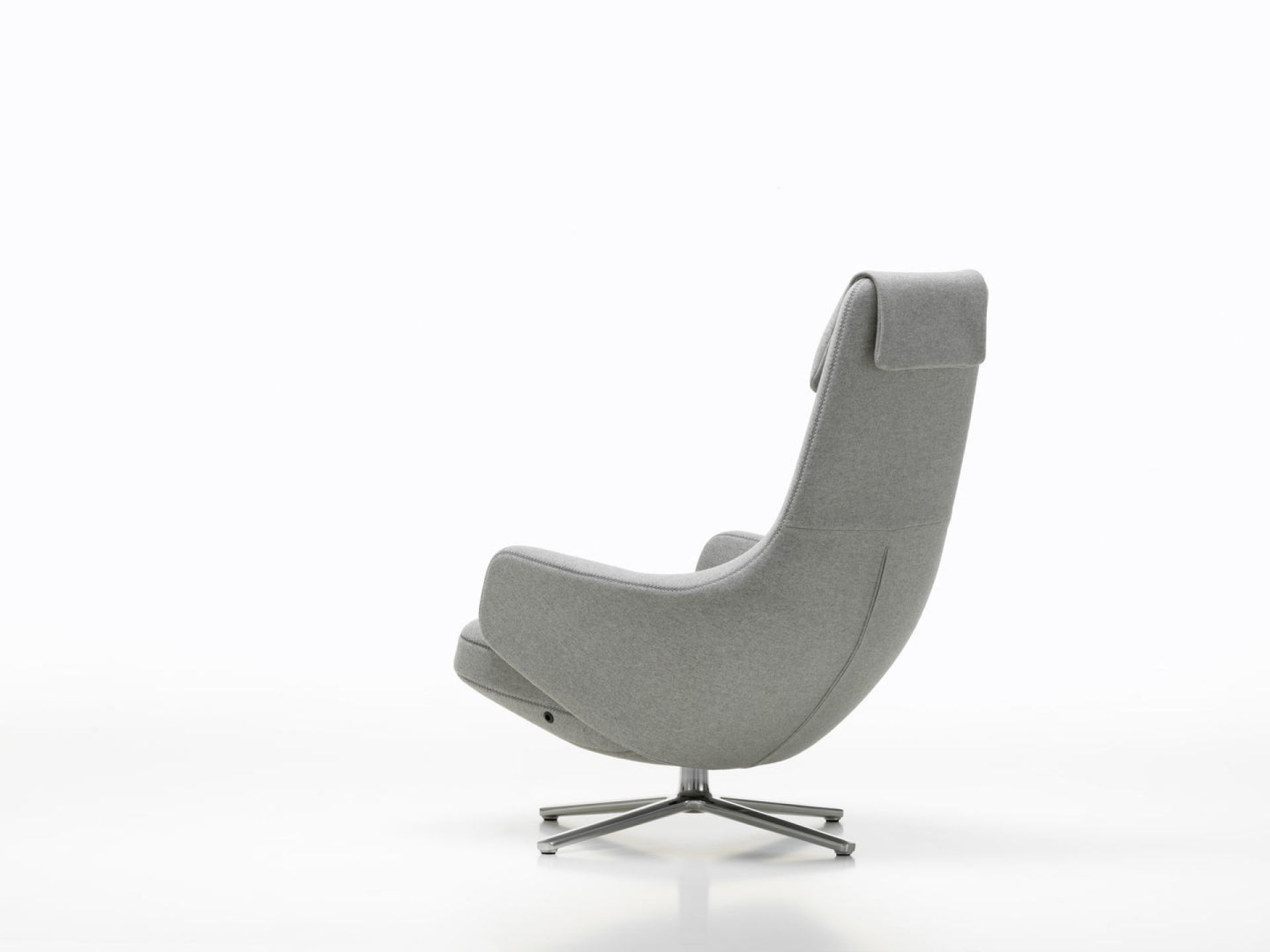 Grauer Repos Sessel von Vitra, Rückansicht auf weißem Hintergrund, moderner Drehsessel mit Kopfstütze.