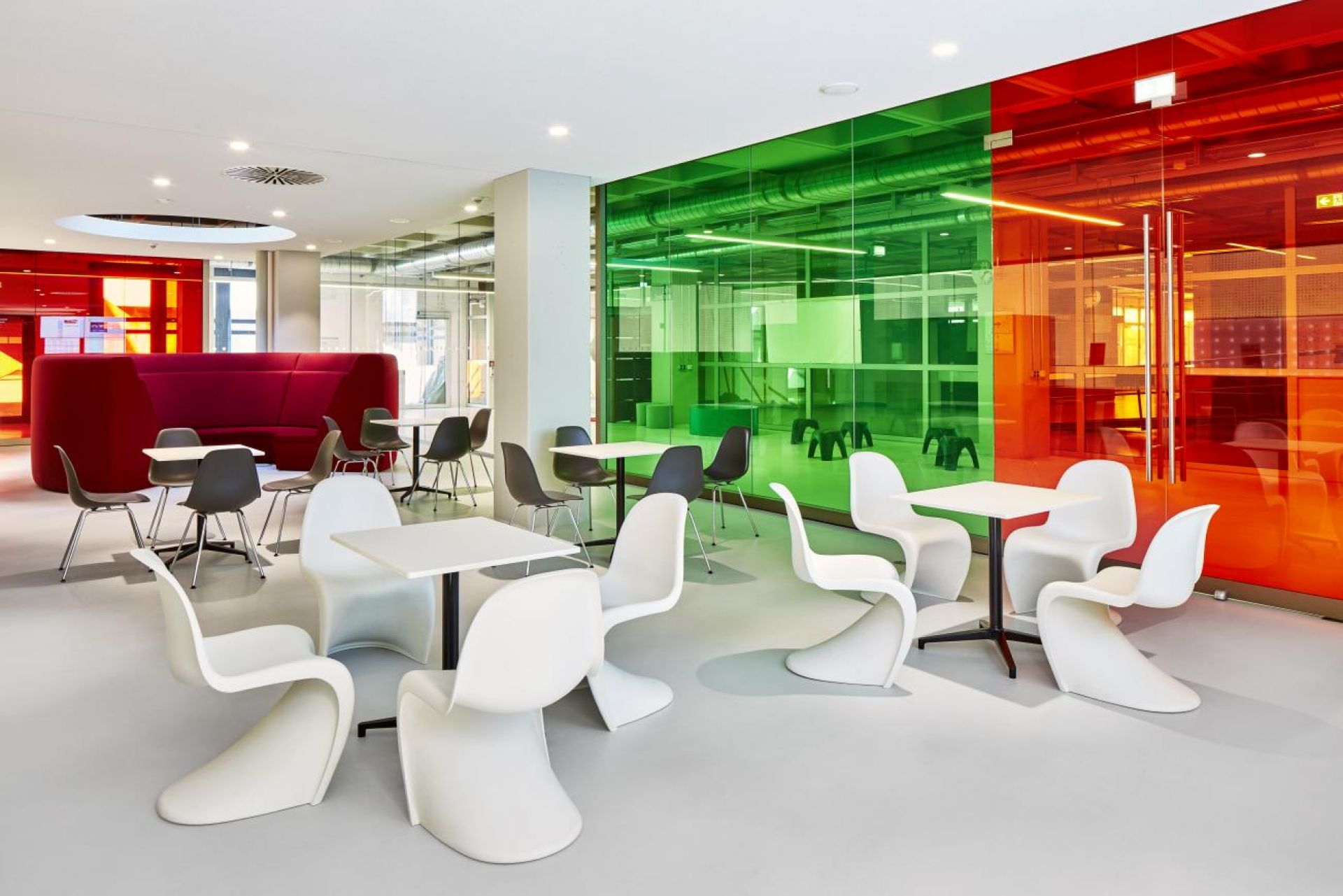 Panton Chair kunststof stoel Vitra NIEUWE HOOGTE