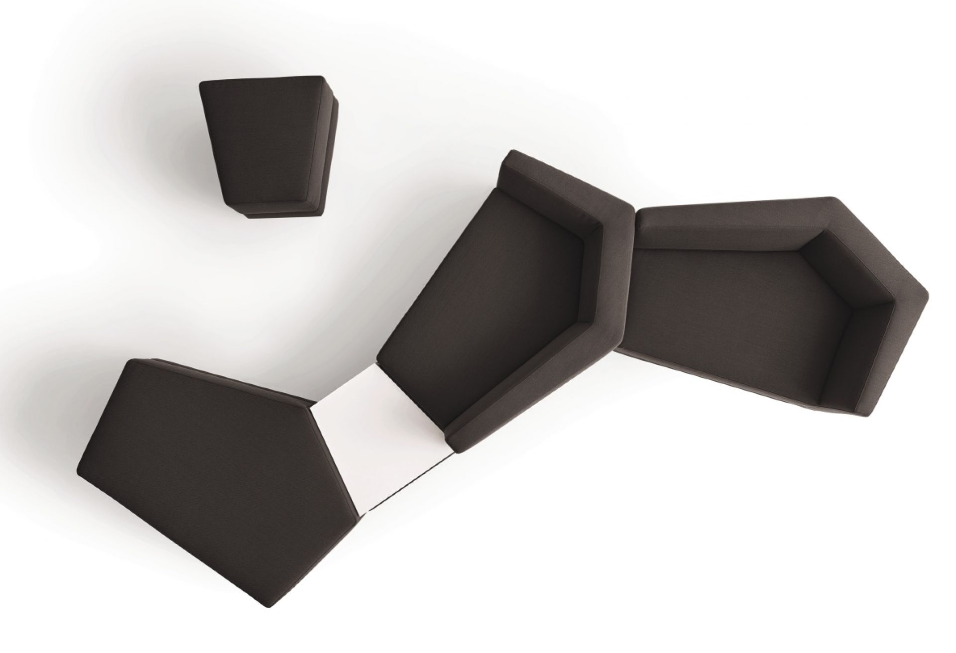 Draufsicht auf ein modulares, dunkelgraues Scope Sofa Sitzelement von Cor mit niedriger Rückenlehne.