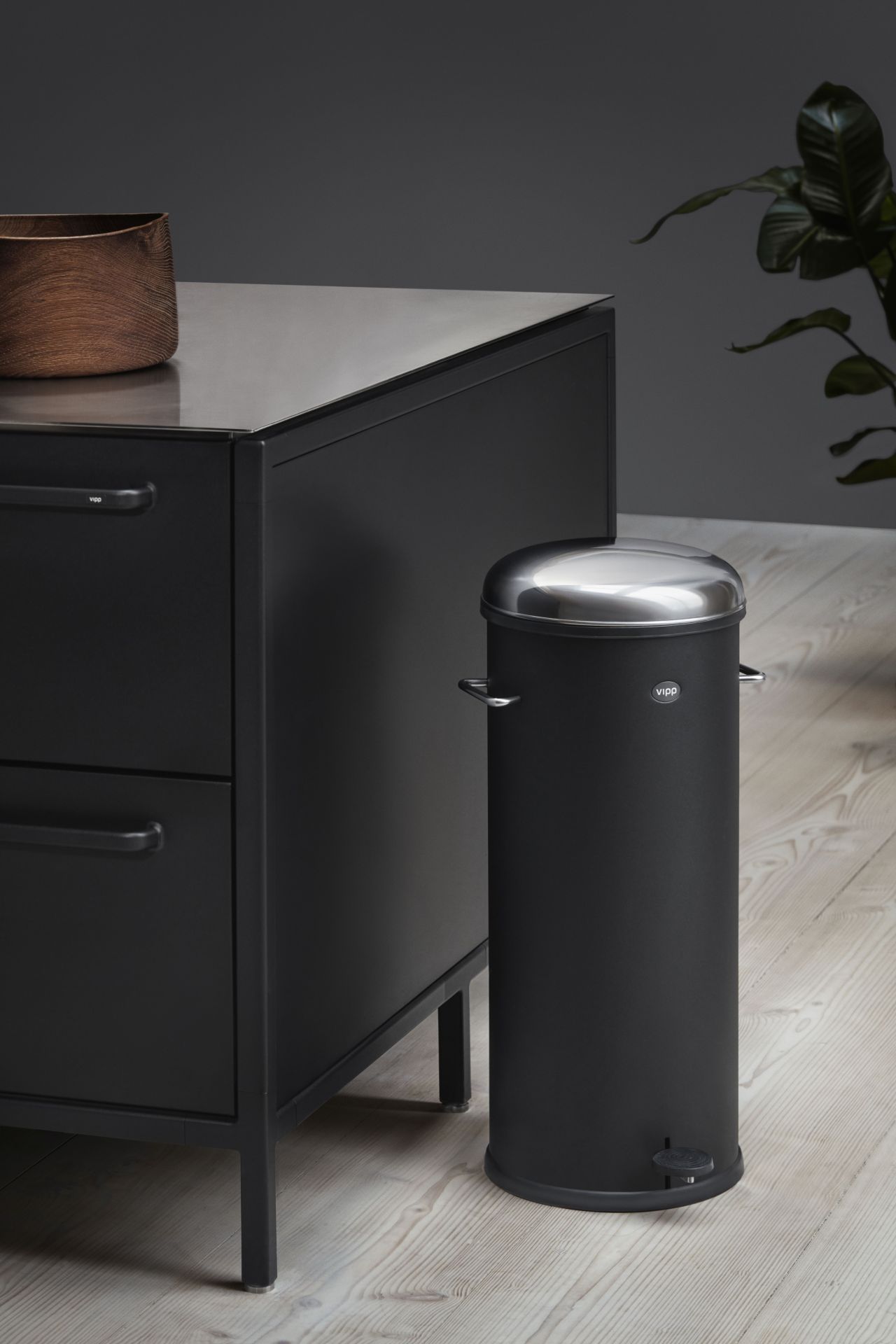 VIPP17 / VIPP 17 pedaalemmer 30 l zwart Vipp