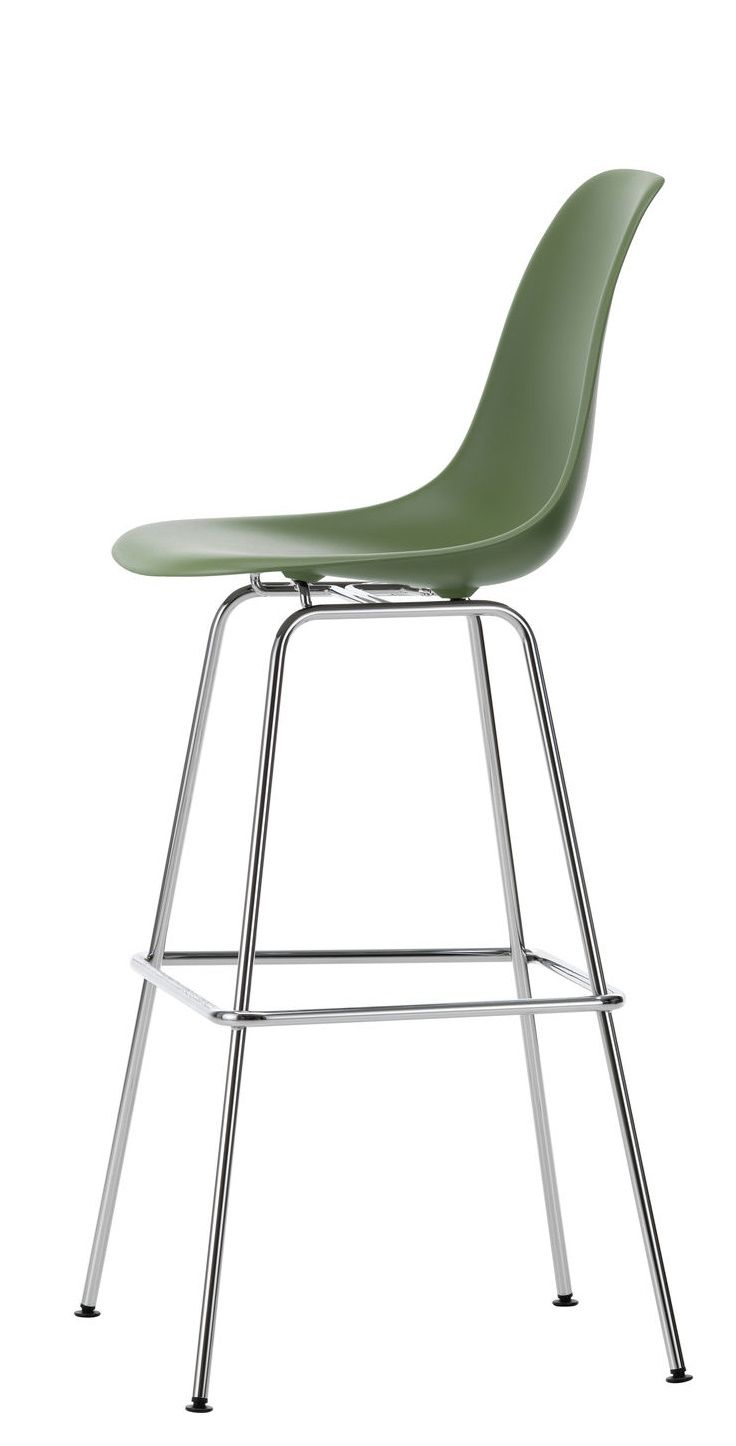 Vitra Eames Plastic Bar Stool in Olivgrün mit verchromtem Gestell, moderner Barhocker für Küche oder Bar.