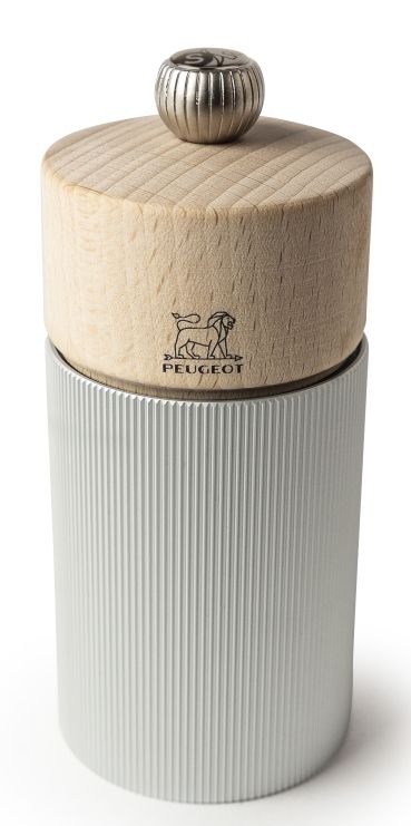 Peugeot Line Salzmühle aus Aluminium und Holz, 12 cm hoch, für Küche und Tisch.