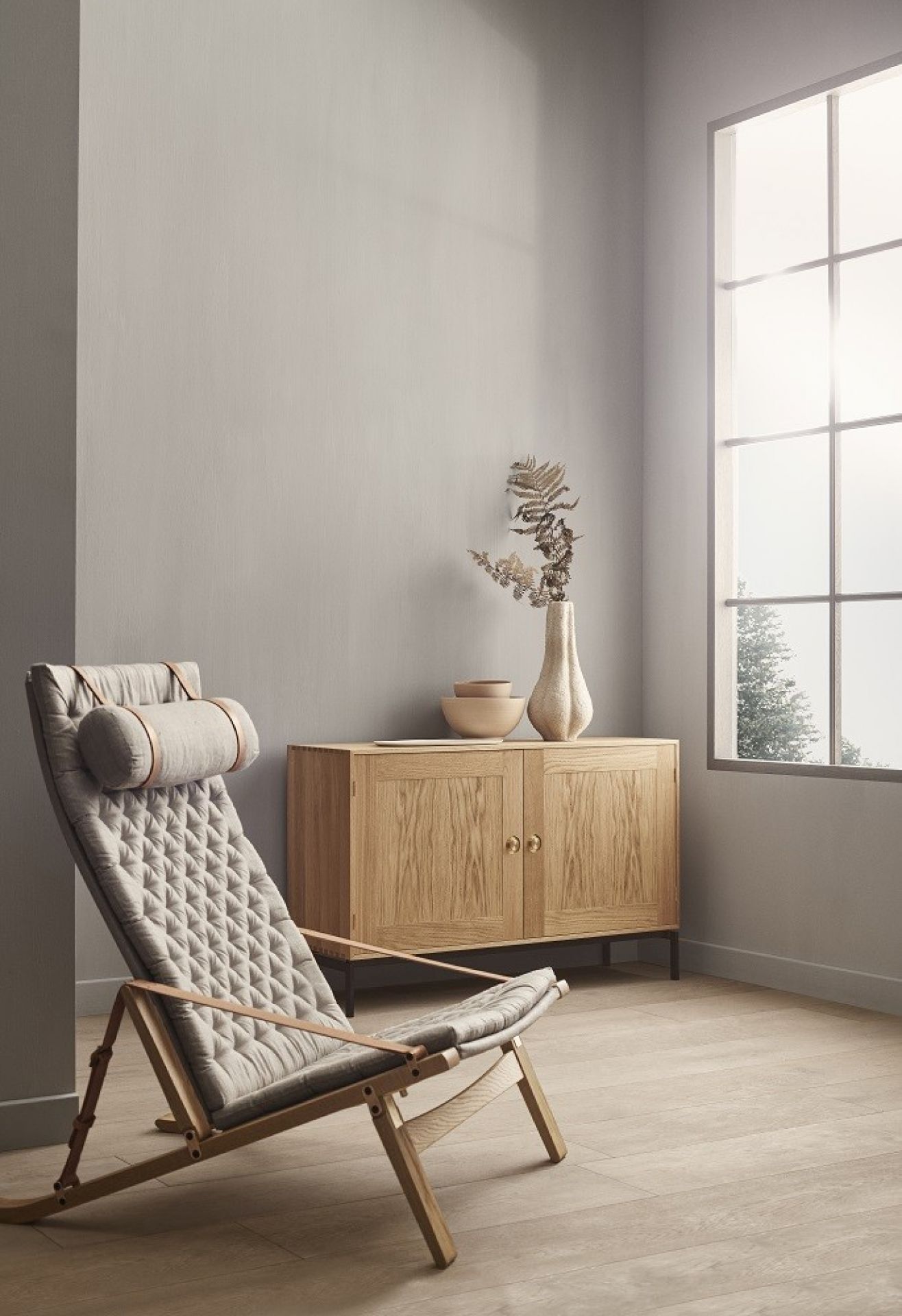 FK10 Plico Chair Sessel von Carl Hansen, hellgraue Polsterung, Holzgestell, skandinavisches Design, modernes Wohnzimmer.