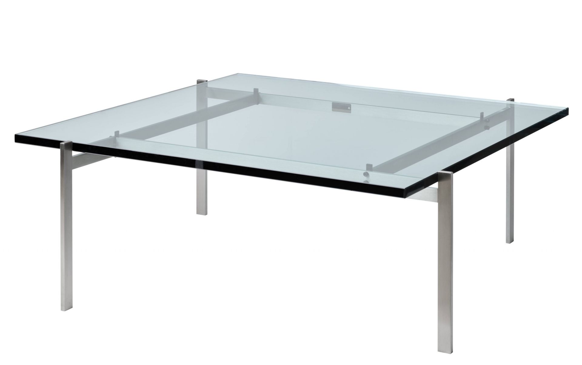 PK 61 Couchtisch von Fritz Hansen mit quadratischer Glasplatte und filigranem, verchromtem Stahlgestell.