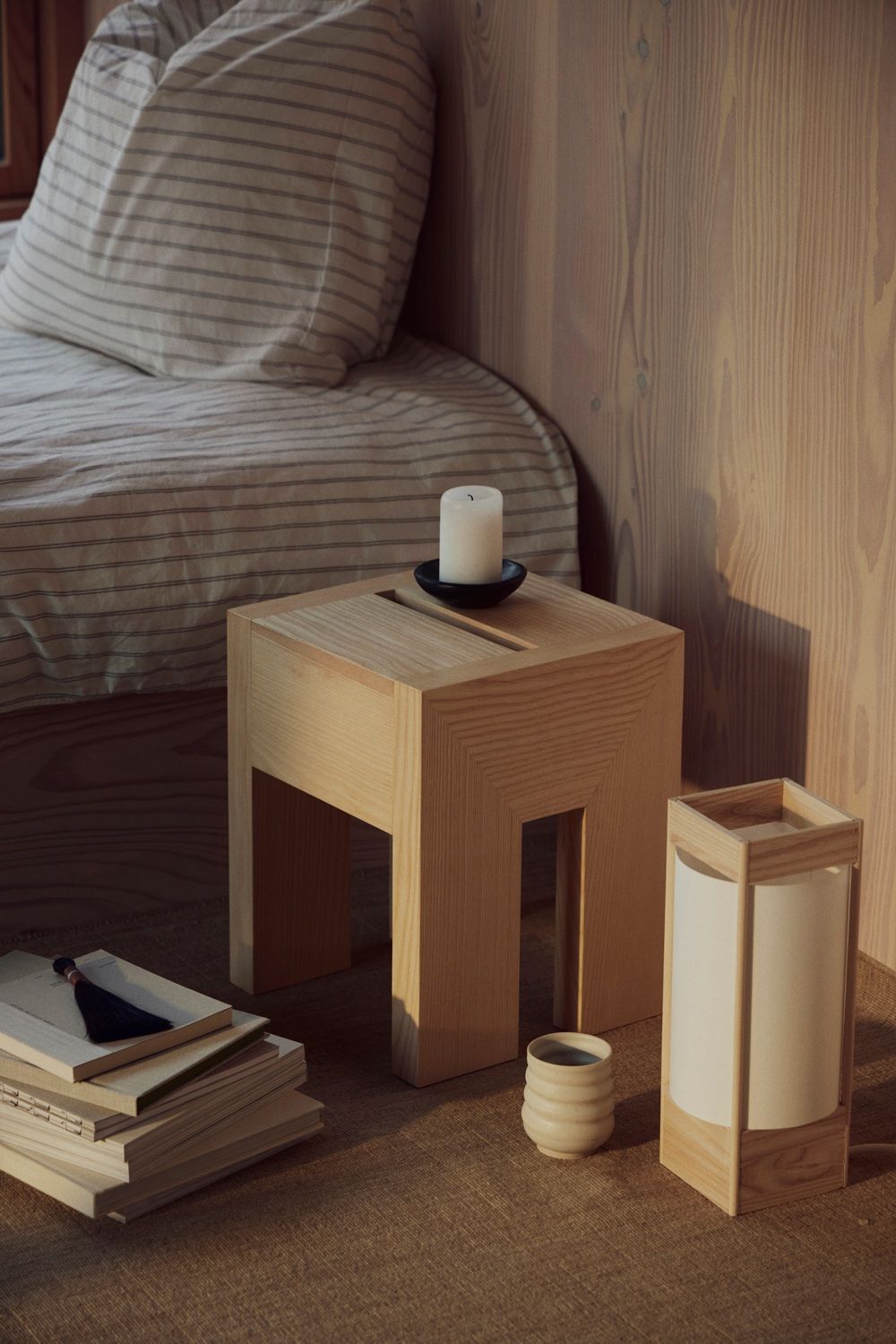 Monolith Side table Bijzettafel Form & Refine
