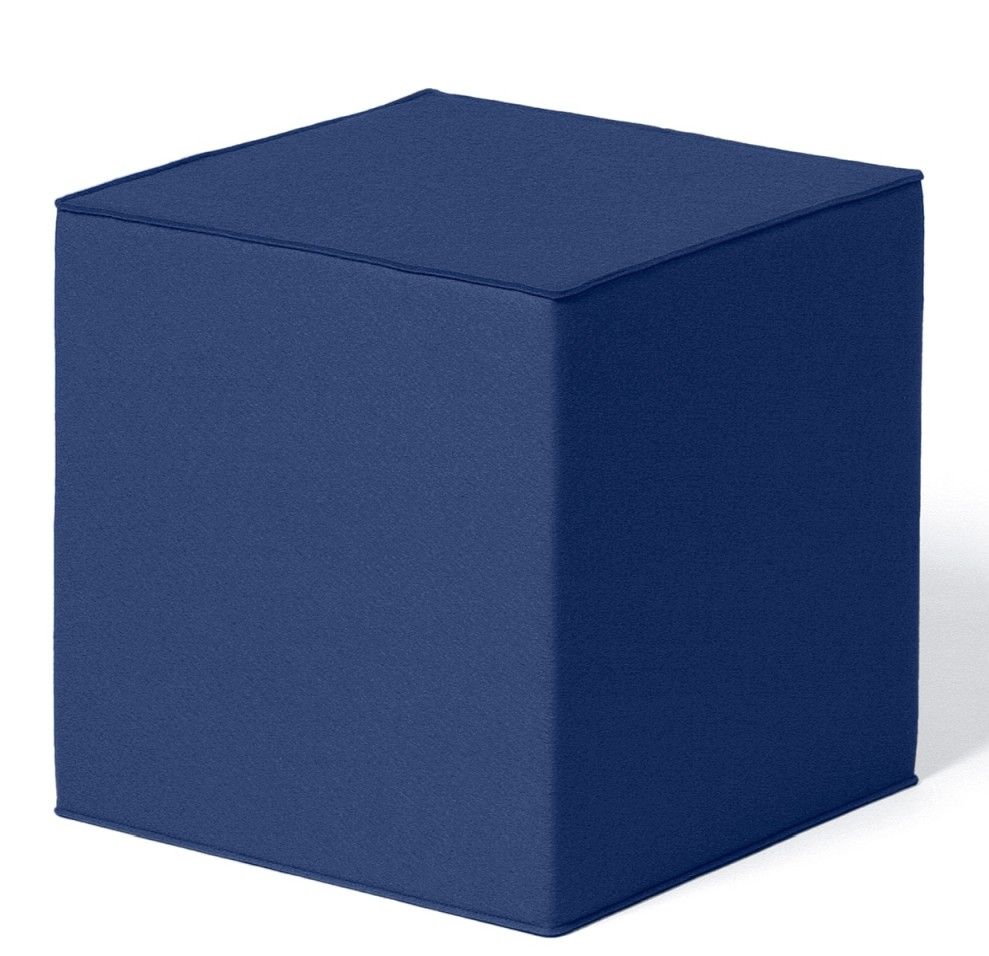 Blauer Quart Sitzwürfel von HEY-SIGN by BWF Group, moderner Hocker und Sitzmöbel für Wohnzimmer.