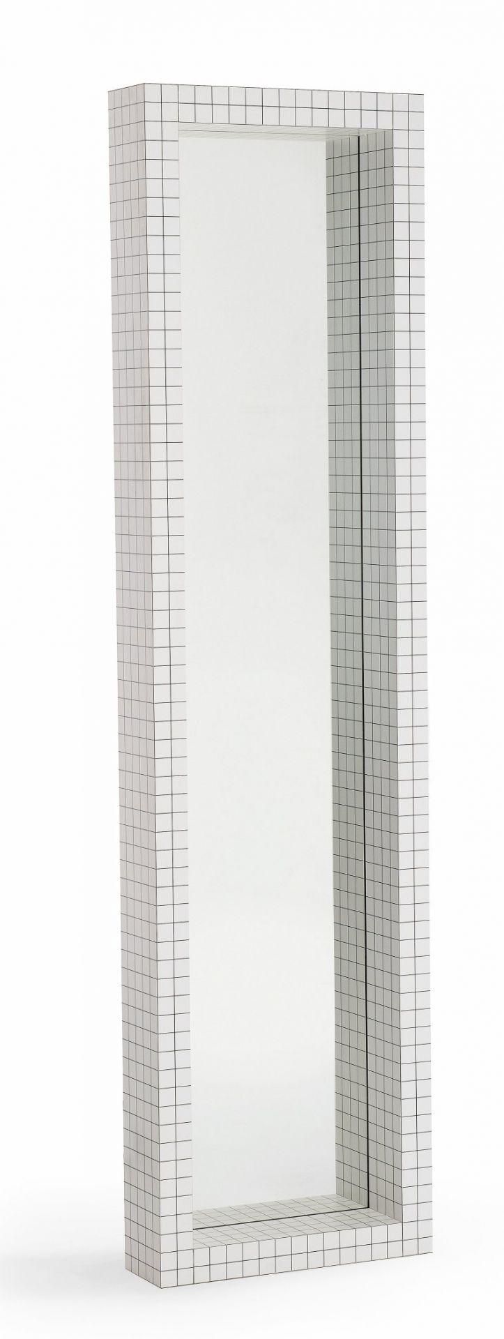 Moderner 476 Quaderna Spiegel von Zanotta mit weißem, quadratischem Rastermuster für stilvolles Interior Design.