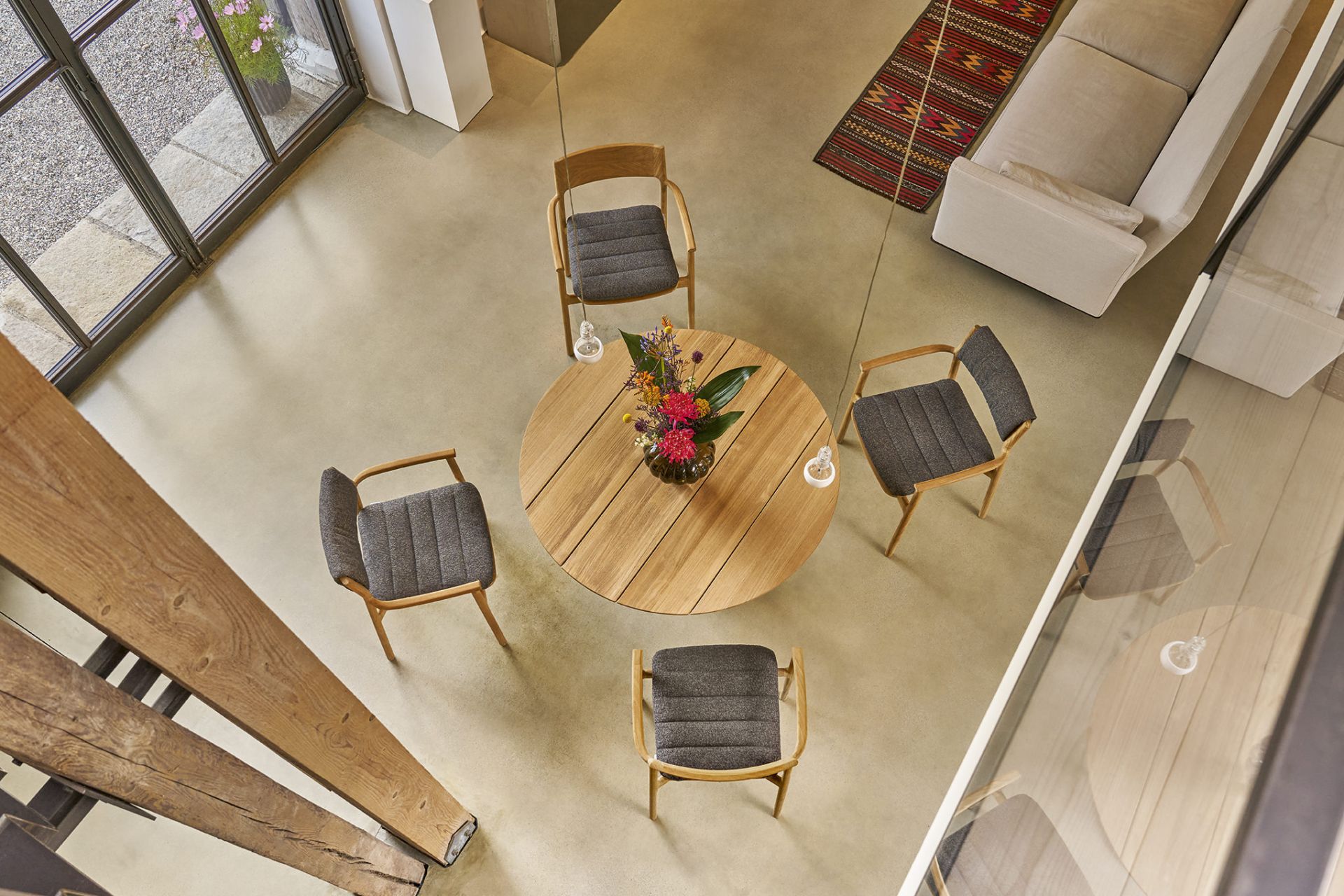 Teva ronde tafel / eettafel Weishäupl