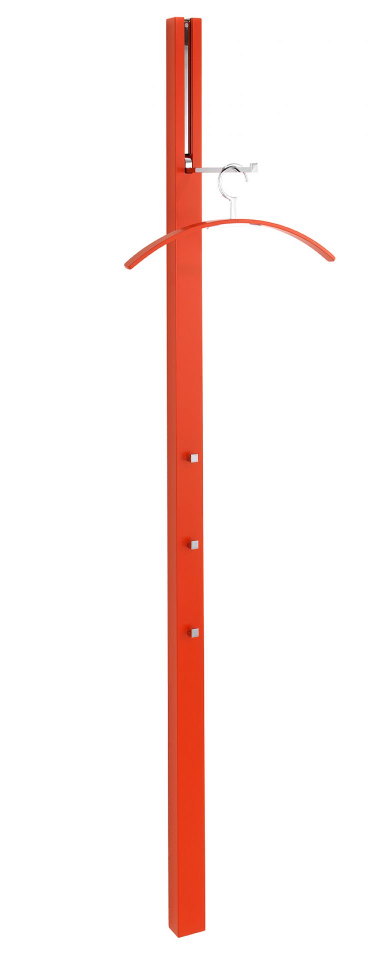 Rote Line Garderobe von Schönbuch mit Kleiderbügel und Haken für Jacken und Mäntel.