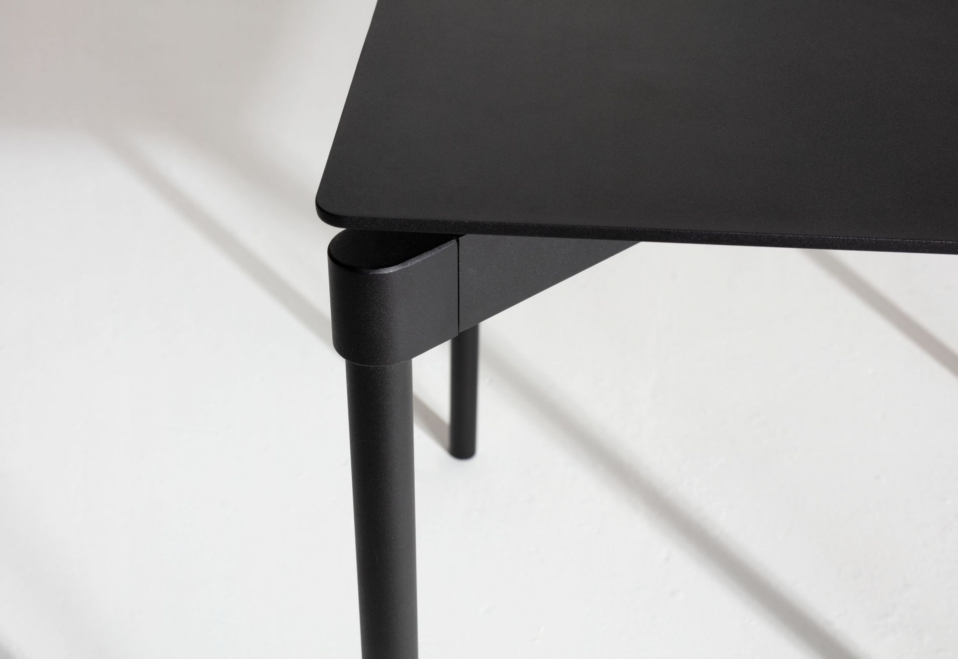 Fromme Dining Table Square Eettafel vierkant Petite Friture