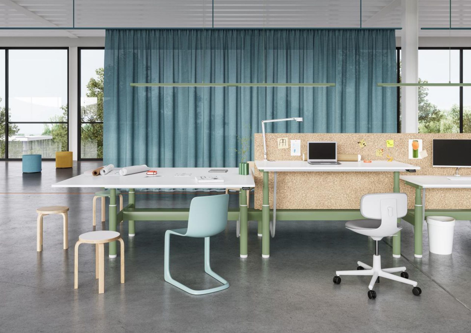 Vitra Tyde Sitz- und Stehtisch 180 cm in Büroumgebung mit Stühlen und Büromaterialien.