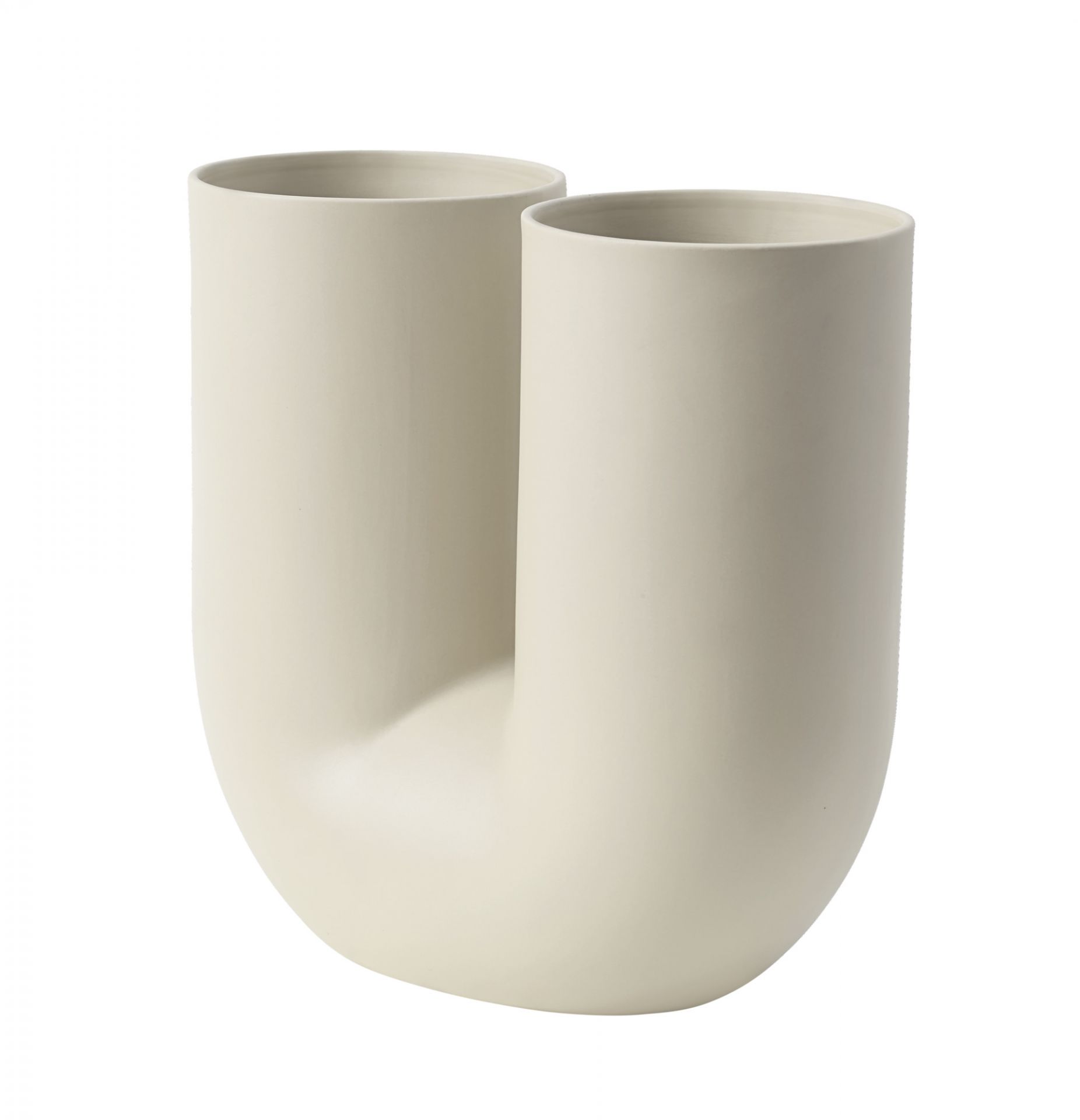 Muuto Kink Vase in Sand, eine moderne, skulpturale Blumenvase mit zwei Öffnungen.