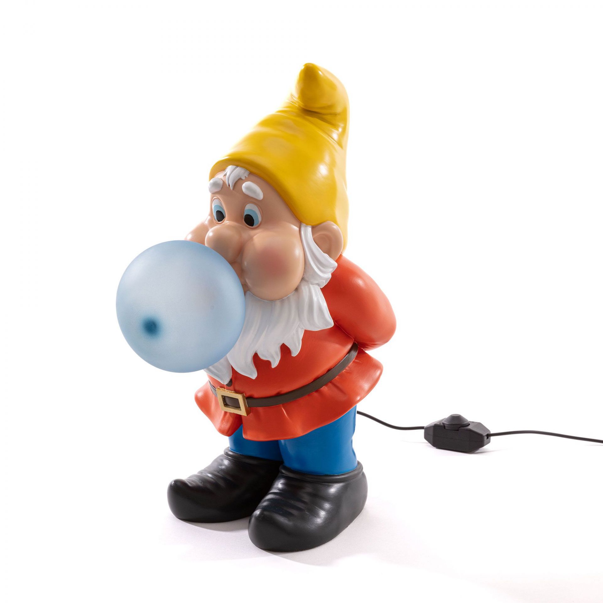 Seletti Gummy Snooping Leuchte: Gartenzwerg Lampe mit gelbem Hut und blauer Kaugummi-Blase.
