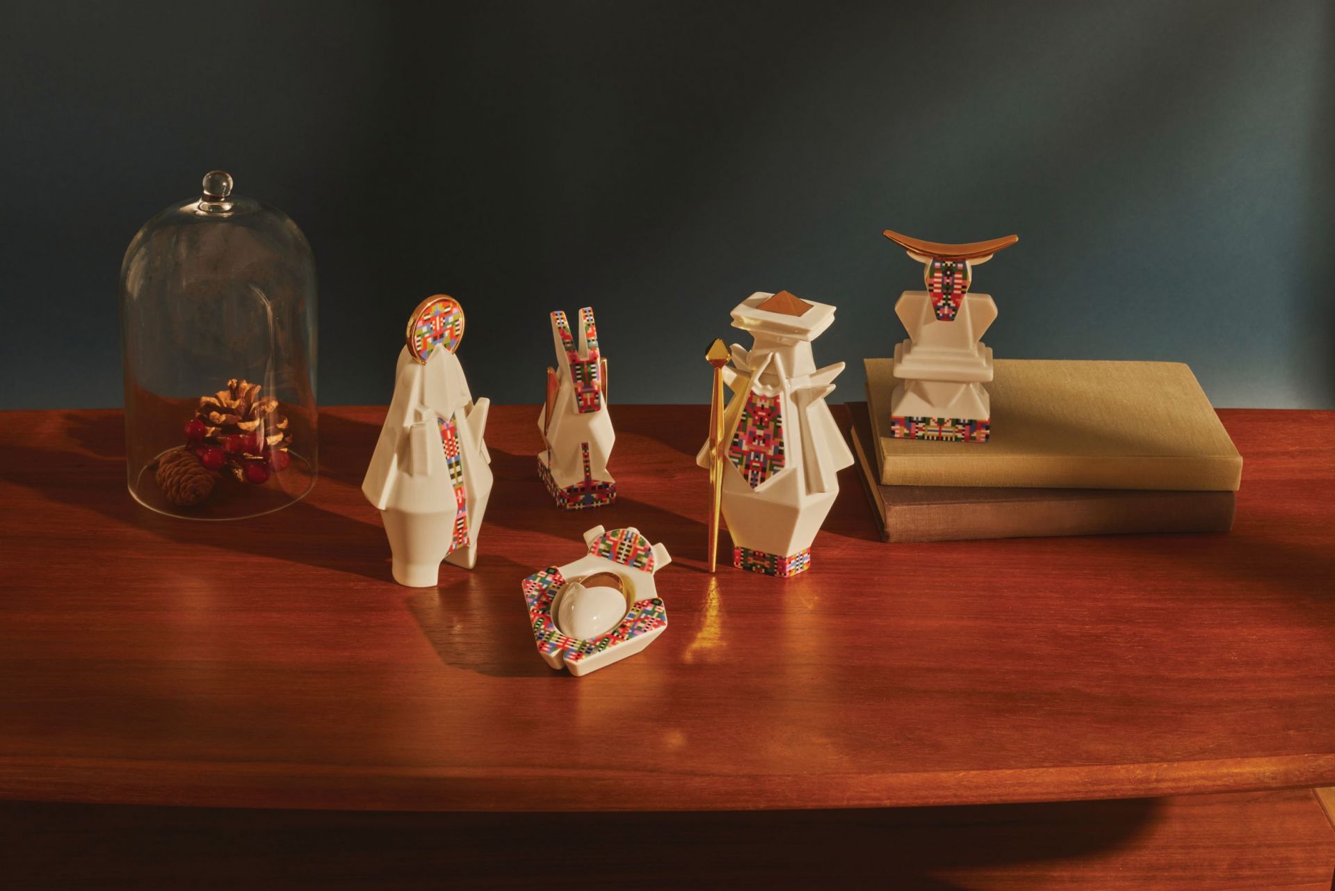 Alessi Donkey Porzellanfiguren Set, handbemalt, dekorative Sammlerstücke für Weihnachten und als Geschenkidee.