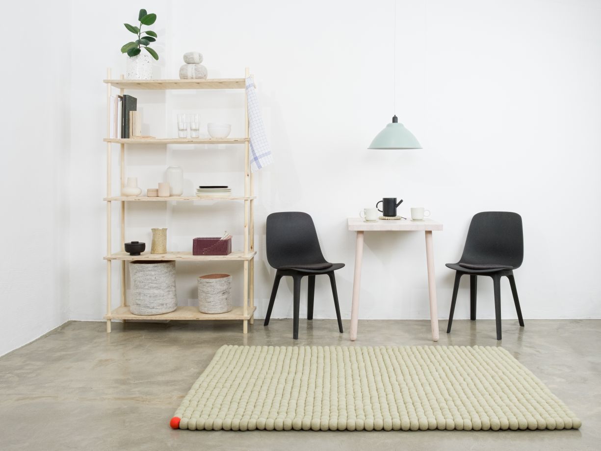 Big One rechthoekig viltkleed 180 x 260 cm myfelt groenbeige