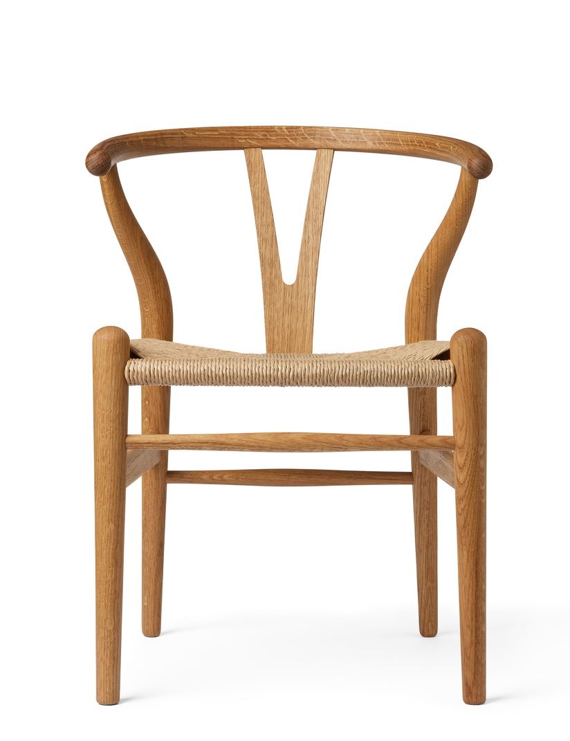 CH24 Wishbone Stuhl für Kinder von Carl Hansen & Søn, Holz und Kordel.