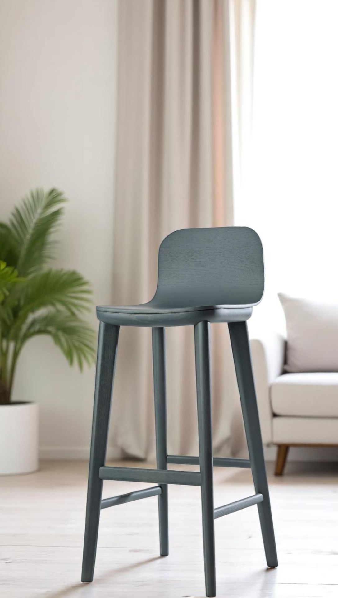 Aeon Barstool Barhocker aus Holz in Blaugrau, minimalistisches Design für moderne Küchen und Bars.