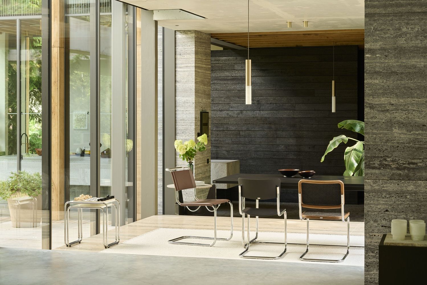 S 43 Klassieke stalen buisstoel met vrijdragende poten CHROOM/ZWART Thonet VOORKEURSCOMBINATIE