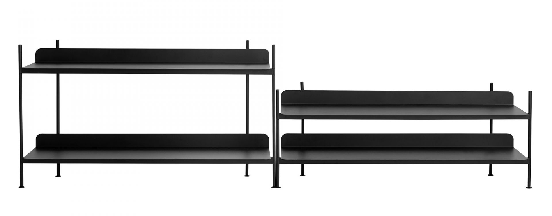 Schwarzes Muuto Compile Regalsystem in verschiedenen Höhen, modernes modulares Bücherregal für Wohnzimmer und Büro.