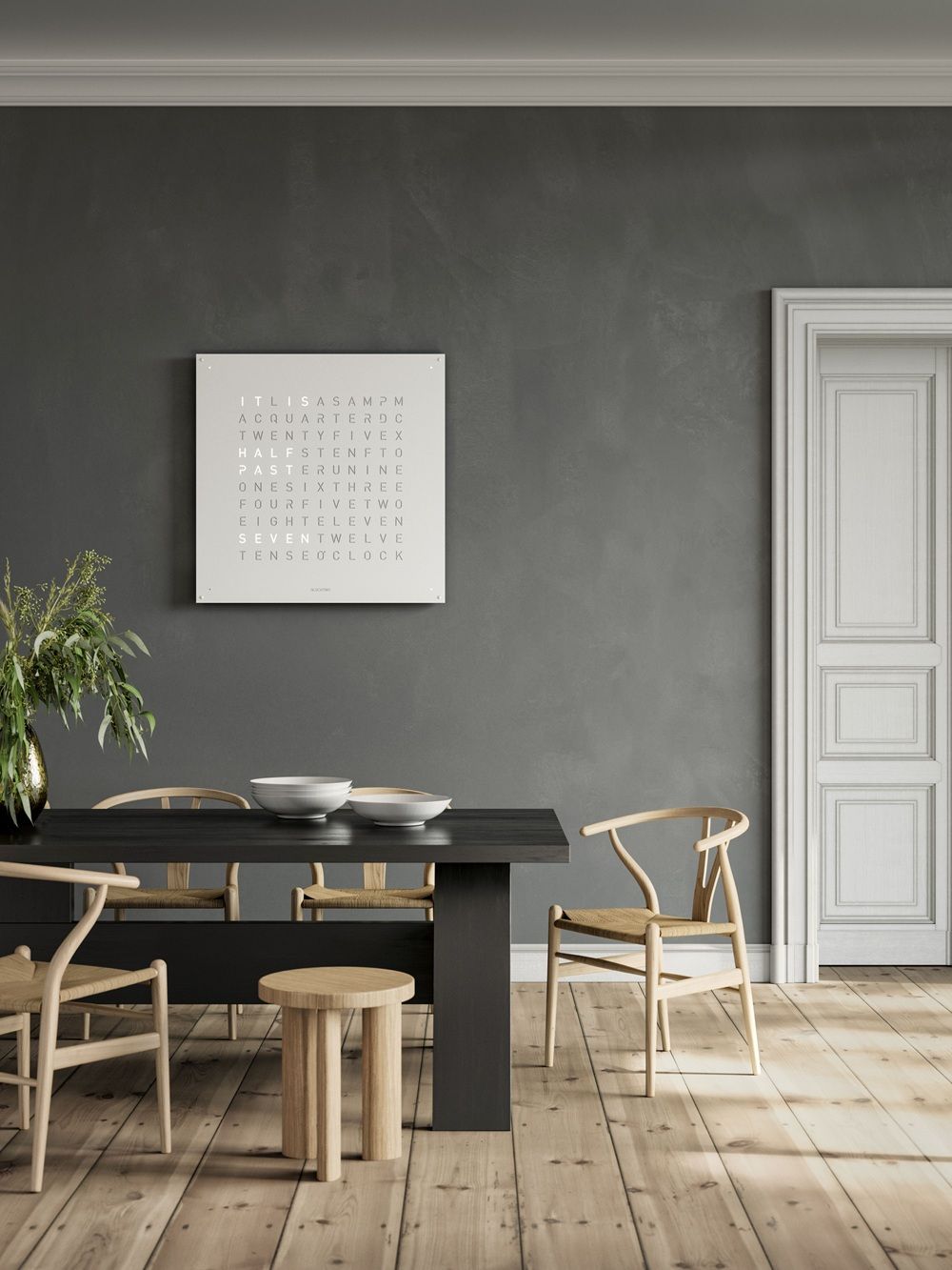 Earth 90 Steel Series Wandklok / Tijdsobject Duits QLOCKTWO