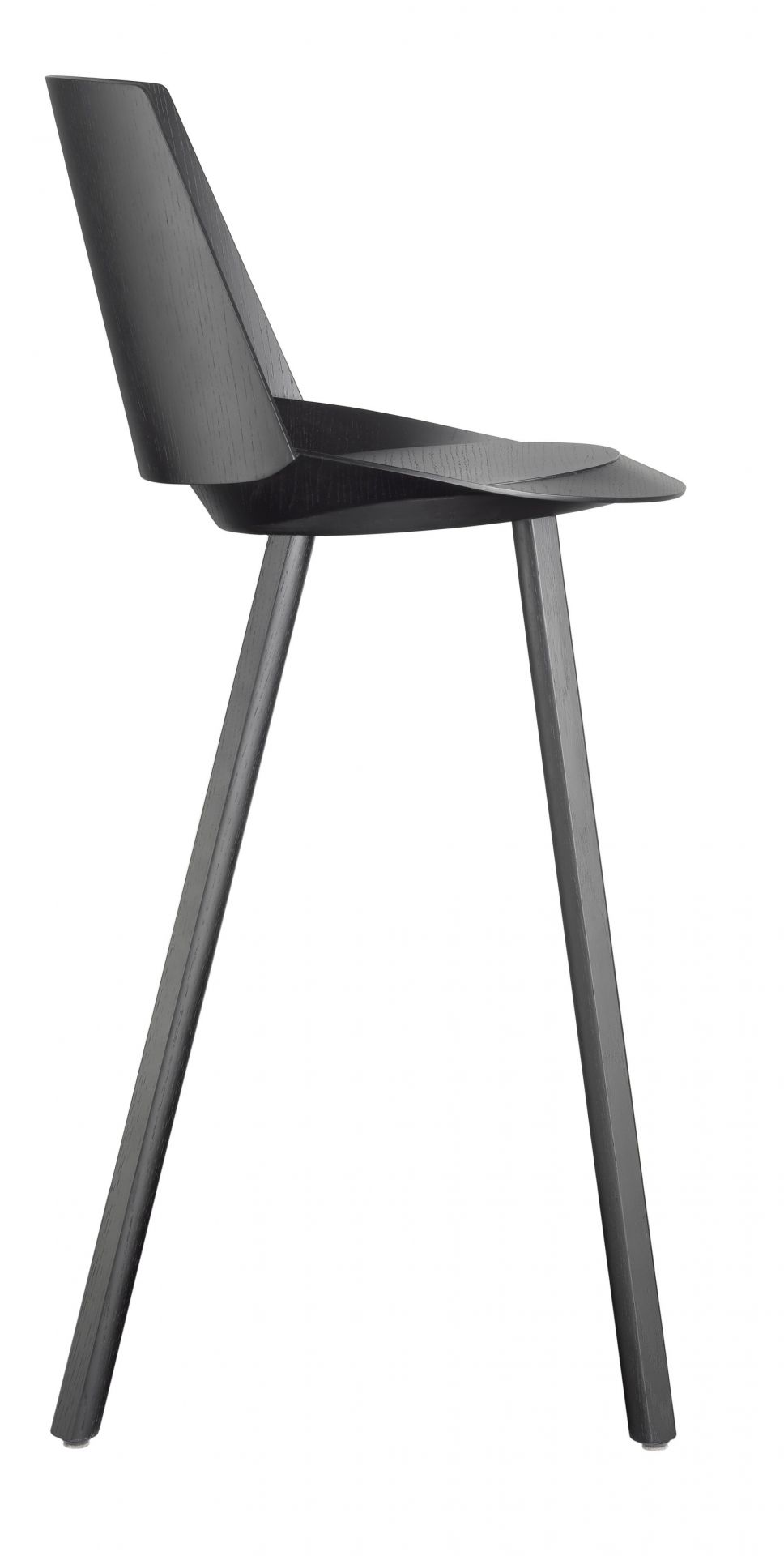 ST10 Jean Hocker: Schwarzer Holzstuhl mit Rückenlehne, modernes Design für Esszimmer und Küche.