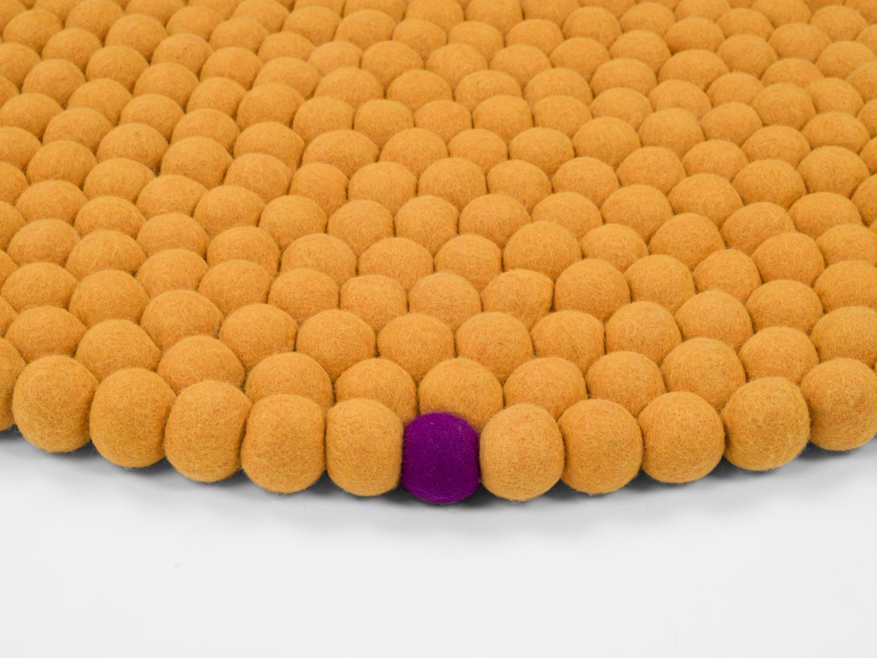 Big One rond vilten tapijt Ø 200 cm myfelt okergeel