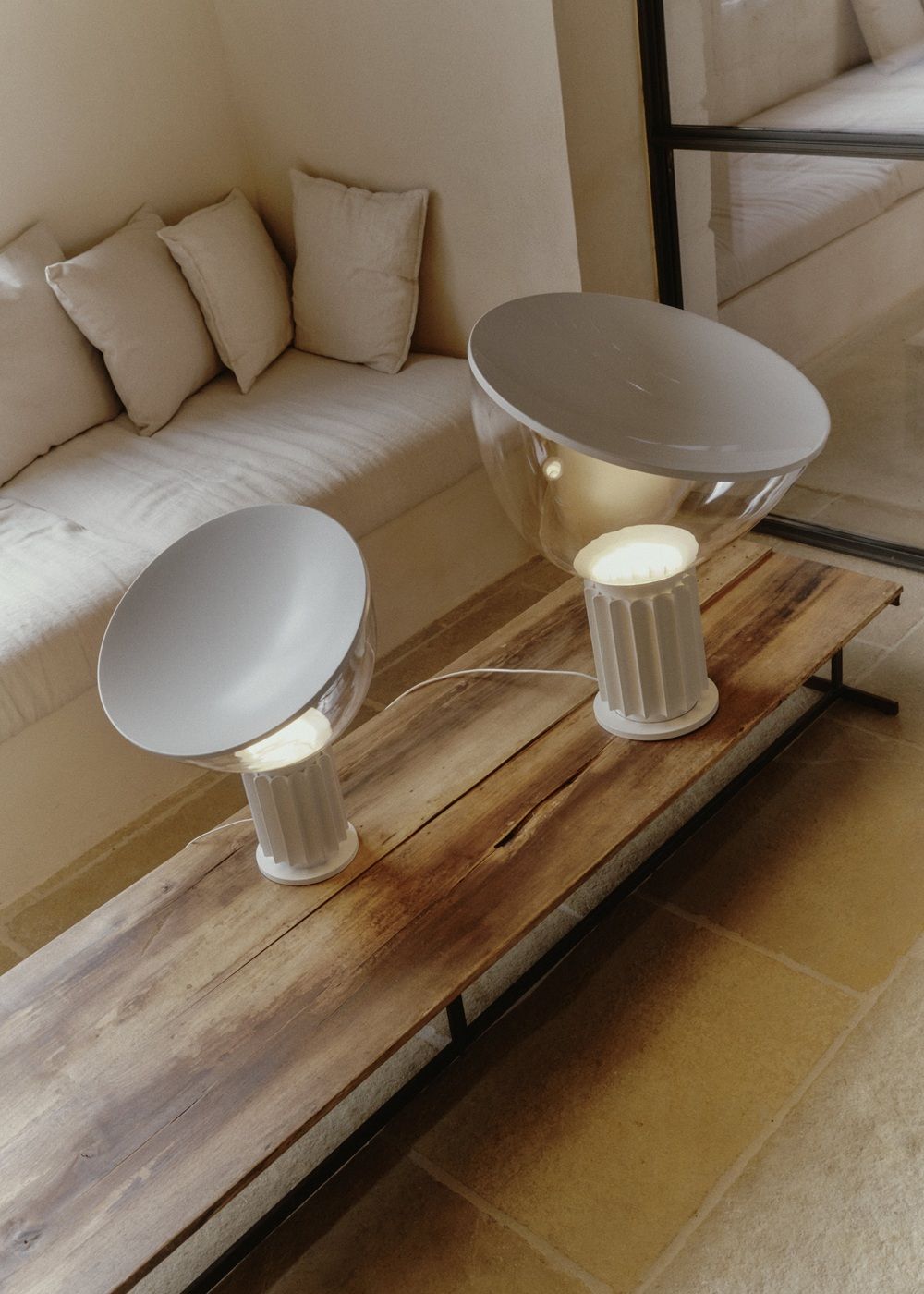 Taccia Small LED-tafellamp van Flos