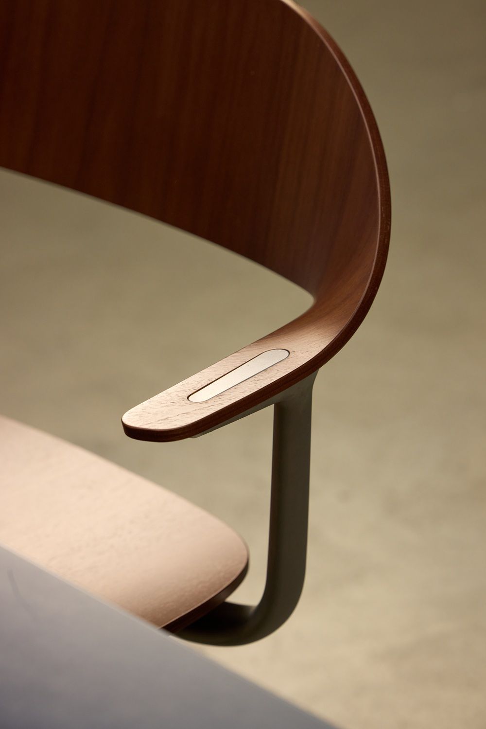 Mynt High Bureau draaistoel zitting/rugleuning multiplex Vitra