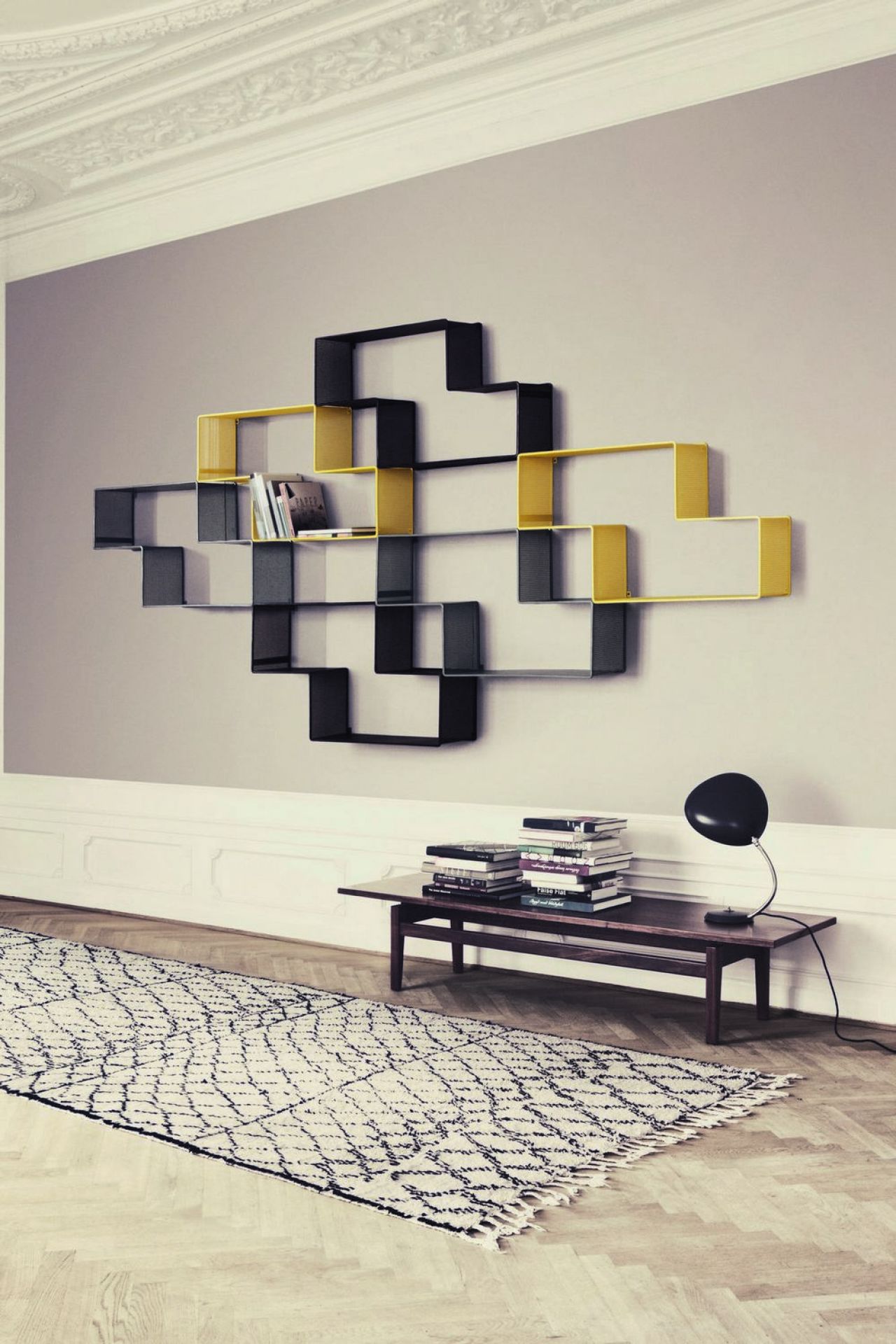 Matégot Dédal boekenkast Gubi