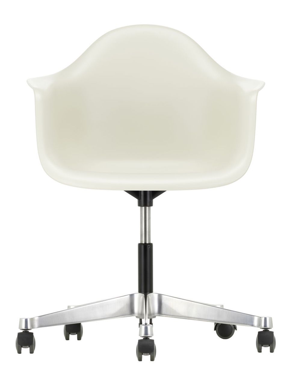 Vitra Eames Plastic Arm Chair PACC in Weiß mit Rollenfuß, Bürostuhl für Arbeitszimmer.