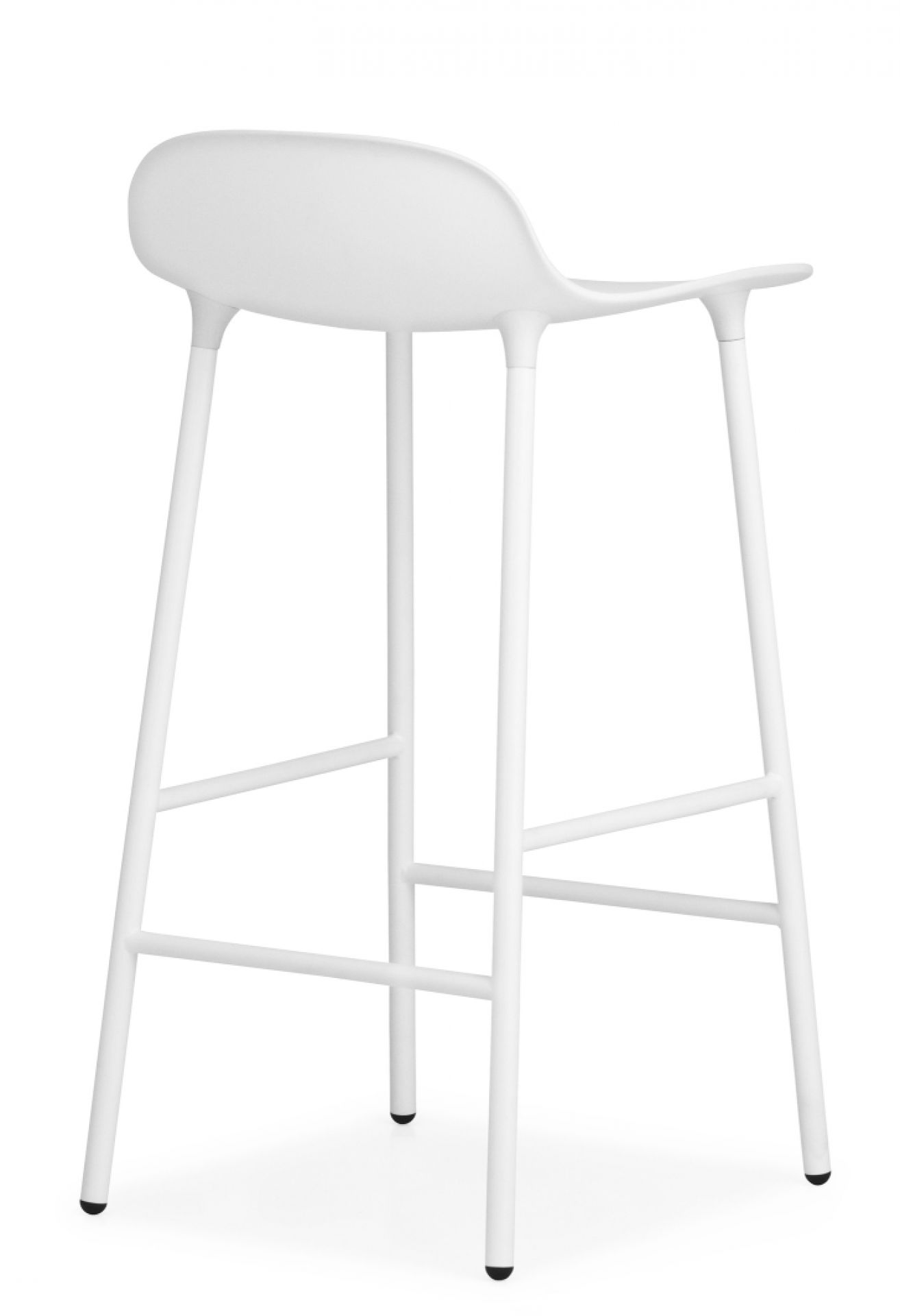 Weißer Form Barhocker von Normann Copenhagen, Hocker aus Stahl mit Rückenlehne, modernes Küchendesign.